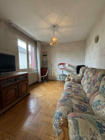 Saint-Doulchard (18230) EN EXCLUSIVITÉ SUR SAINT-DOULCHARD Maison trois chambres