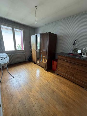 Saint-Doulchard (18230) EN EXCLUSIVITÉ SUR SAINT-DOULCHARD Maison trois chambres