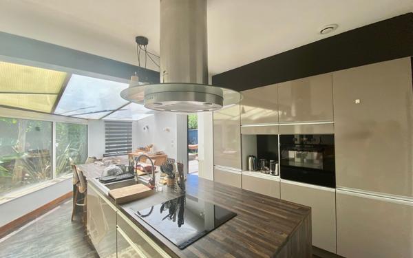 Maison à vendre    3 pièces •  Rochefort