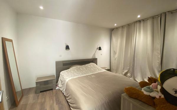 Maison à vendre    3 pièces •  Rochefort