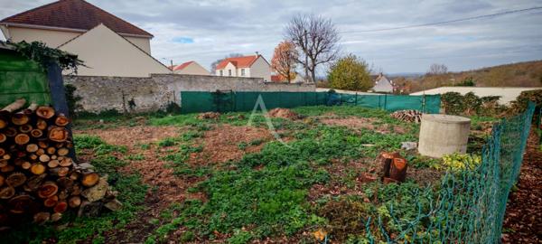 MAGNIFIQUE TERRAIN A QUINCY -VOISINS