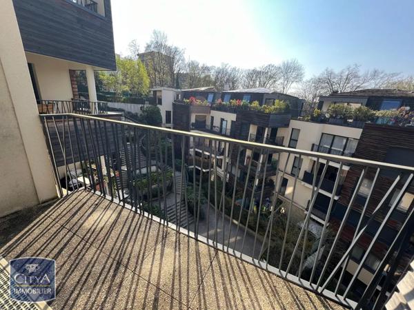 Appartement à louer 2 pièces 40.8m² Chaville (92370)
