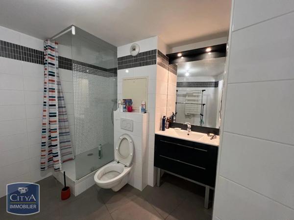 Appartement à louer 2 pièces 40.8m² Chaville (92370)