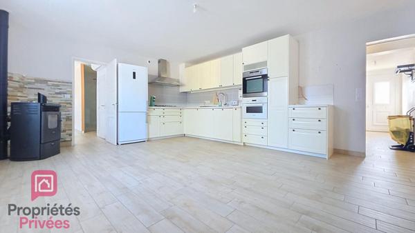 Maison de ville de 95m2 entièrement rénovée avec jardin de plus de 600 m²