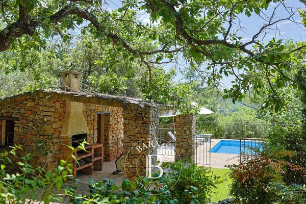 Saint-Maximin-la-Sainte-Baume, Maison 5 Chambres -  171 m² à vendre