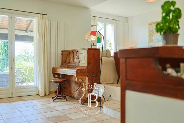 Saint-Maximin-la-Sainte-Baume, Maison 5 Chambres -  171 m² à vendre