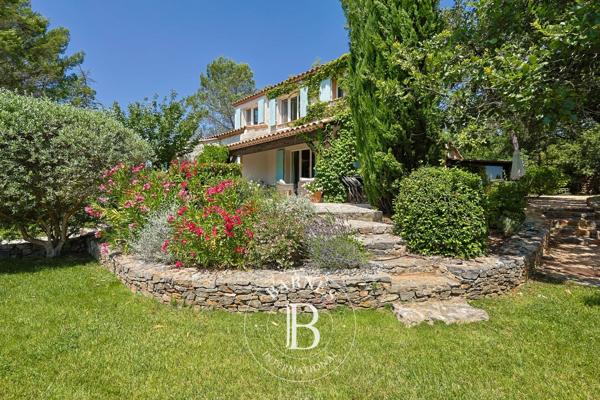 Saint-Maximin-la-Sainte-Baume, Maison 5 Chambres -  171 m² à vendre