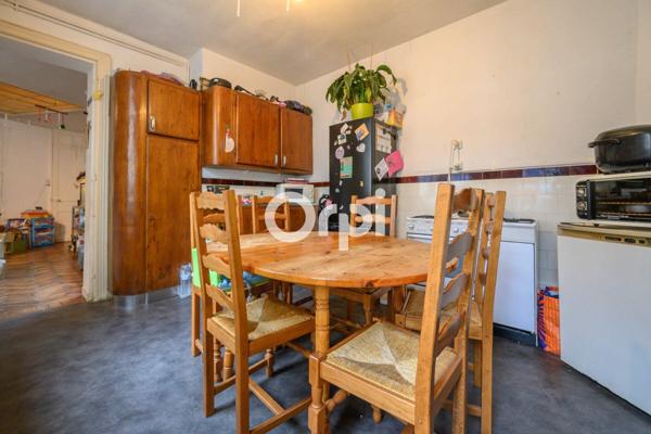 Immeuble à vendre    5 pièces •  La Gorgue