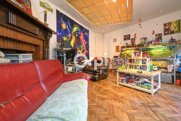 Immeuble à vendre    5 pièces •  La Gorgue