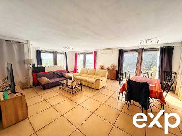 Deux maisons – 166,53 m² – Terrain 3 352 m² – 4 chambres + bureau