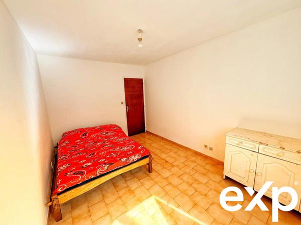 Deux maisons – 166,53 m² – Terrain 3 352 m² – 4 chambres + bureau