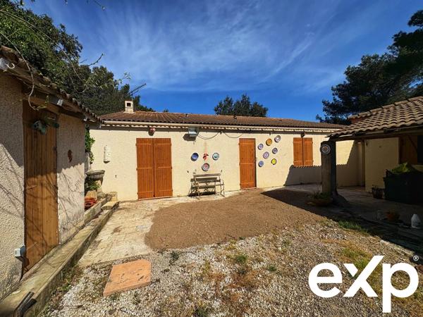 Deux maisons – 166,53 m² – Terrain 3 352 m² – 4 chambres + bureau