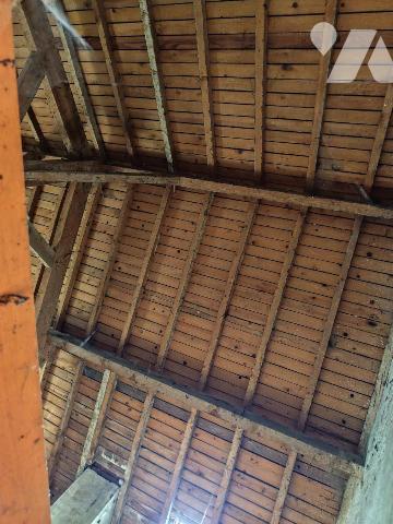 Maison avec garage, grange de 115 m², atelier et jardin en bord de bras de Meuse