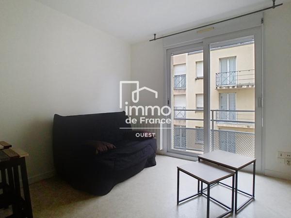 MAYENNE Hyper centre - Studio meublé