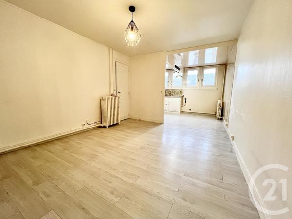 Appartement T3 à vendre  4 pièces - 63,90 m2 COULOMMIERS - 77