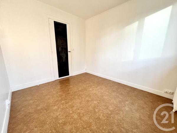 Appartement T3 à vendre  4 pièces - 63,90 m2 COULOMMIERS - 77