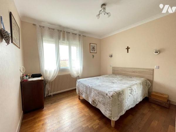 SAINT MALO - Maison de 130m² habitable et 154m² au sol bâtie sur 5983m² de terrain