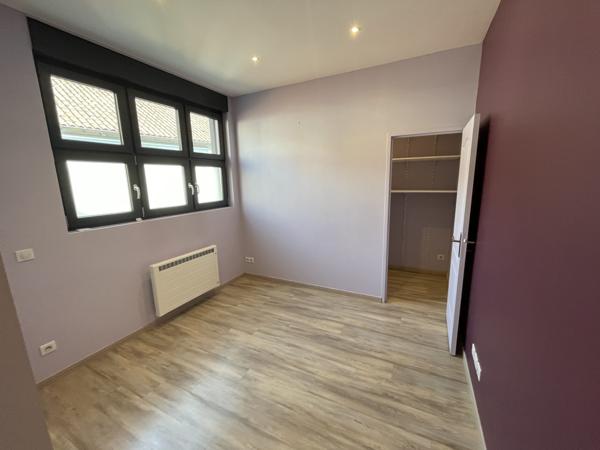 À vendre - Loft, 4 pièces situé à Périgueux (24000)