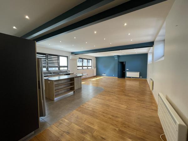 À vendre - Loft, 4 pièces situé à Périgueux (24000)