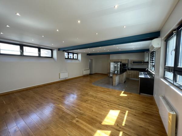 À vendre - Loft, 4 pièces situé à Périgueux (24000)