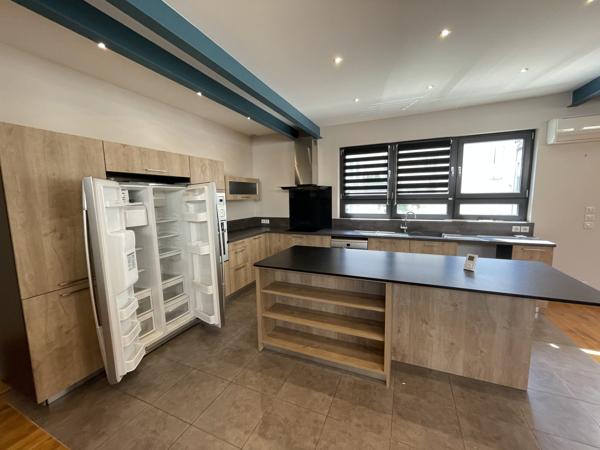 À vendre - Loft, 4 pièces situé à Périgueux (24000)