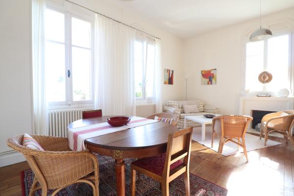 ROYAN - QUARTIER DU PARC - BEL APPARTEMENT T5 - RESIDENCE FACE A LA PLAGE