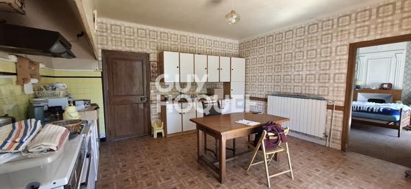 MOULIN à vendre de 5 pièces de 134 m² avec dépendances