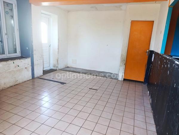 🏡 Maison 150 m² à rénover – Centre bourg