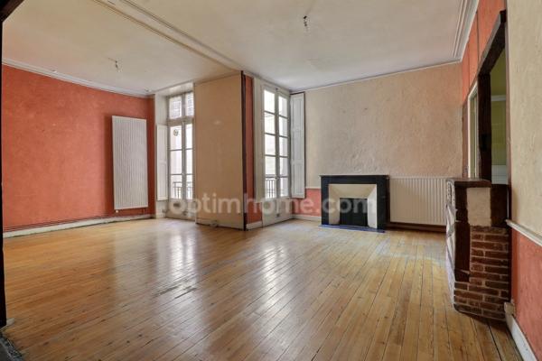Appartement à rénover T3 61 m² à NANTES (Place de la Bourse)