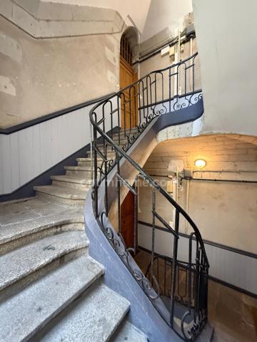 Appartement à rénover T3 61 m² à NANTES (Place de la Bourse)
