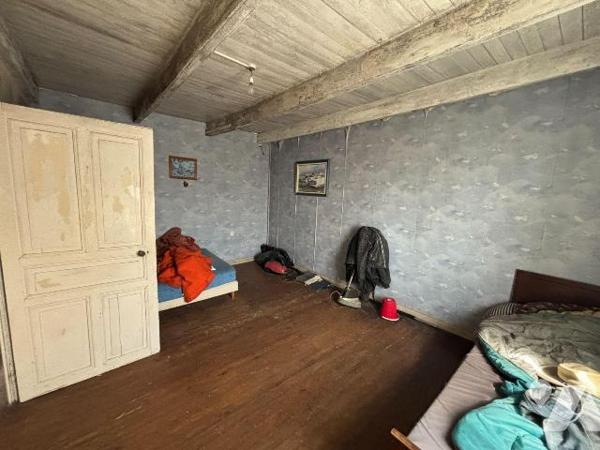 Maison a Vendre à BRIEC , en Finistère Sud (29), dans le Bourg, Maison de Ville à rénover entiè...