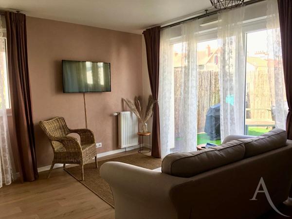 Appartement Ecquevilly 2 pièce(s) 1 chambres - Terrasse - place de parking