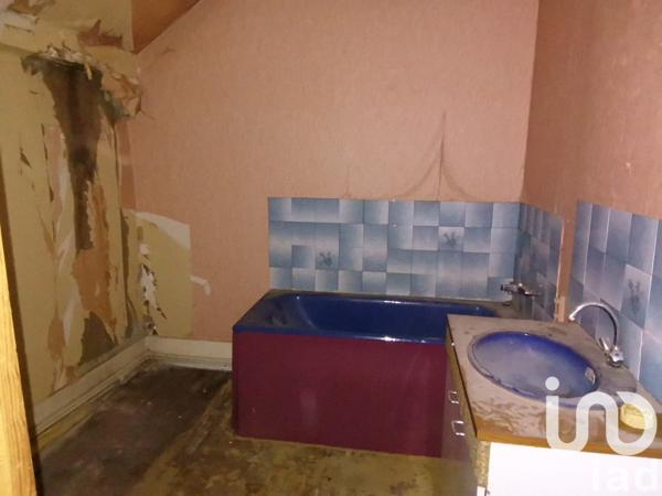 Maison 10 pièces de 300 m² à Argenton-sur-Creuse (36200)