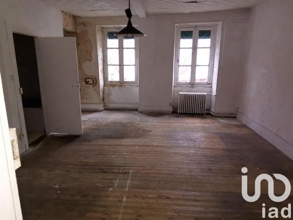 Maison 10 pièces de 300 m² à Argenton-sur-Creuse (36200)