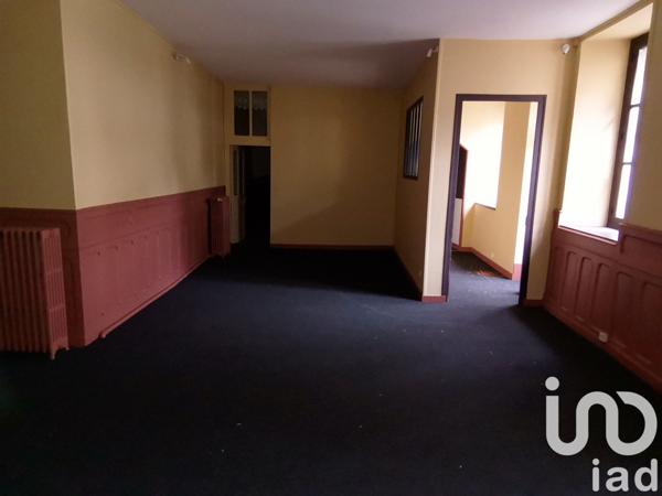 Maison 10 pièces de 300 m² à Argenton-sur-Creuse (36200)