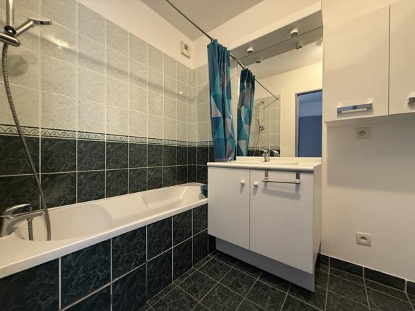 Rillieux-la-Pape (69140) RILLIEUX VILLAGE - Appartement T3 de 57 m²