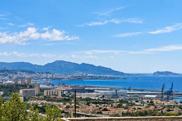 Villa T4 + TERRASSE avec PLEINE VUE MER