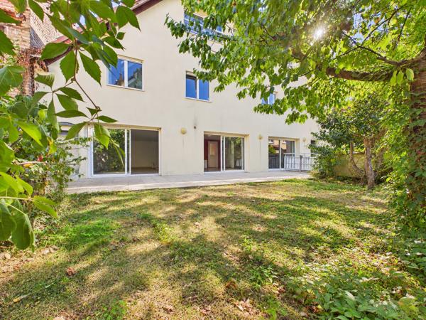 HOLTZHEIM – 246 m² – PISCINE INTÉRIEURE – STUDIO INDÉPENDANT – SALLE DE SPORT HOLTZHEIM – 246 m² – PISCINE INTÉRIEURE – STUDIO INDÉPENDANT – SALLE DE SPORT