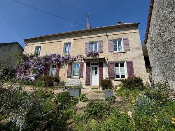 MAISON BRIARDE DE 185 M² HABITABLE