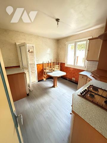A découvrir à CHAELAUDREN-PLOUAGAT (22), un pavillon de 70 m² environ avec jardin