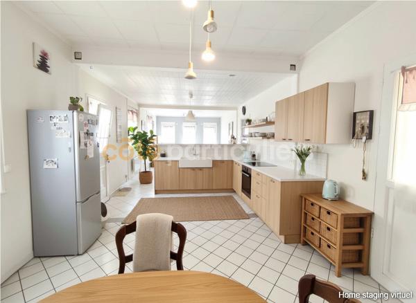 Vente
                Maison126 m² - 5 Pièces -
                    MEZIDON VALLEE D AUGE (14270)