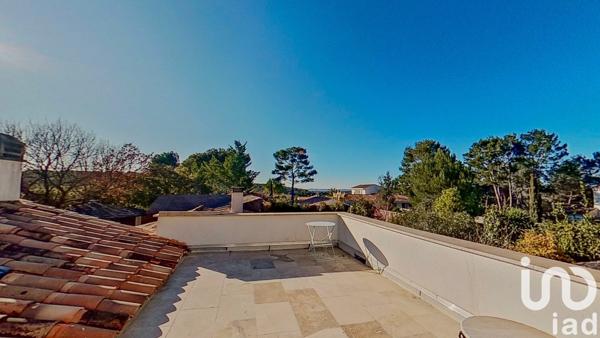 Maison à vendre 14 pièces 400 m² Éguilles