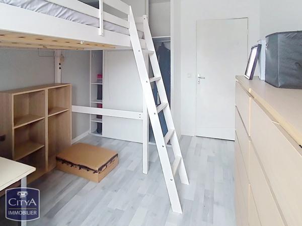 Appartement à vendre 2 pièces 53m² Saint-Amand-Montrond (18200)