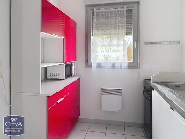 Appartement à vendre 2 pièces 53m² Saint-Amand-Montrond (18200)