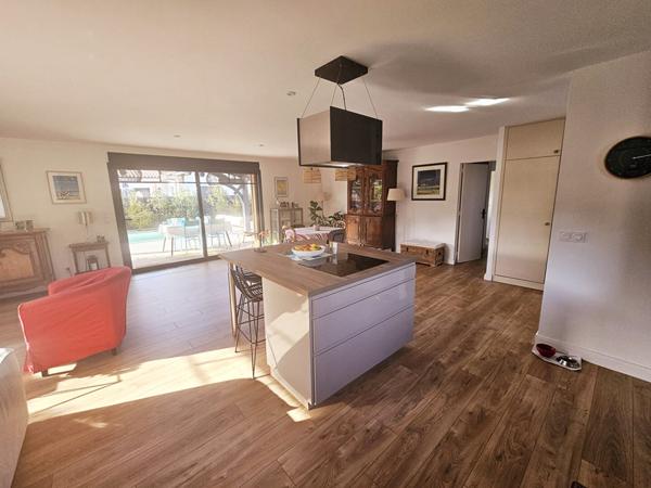 Maison 4 pièce(s) 106 m2 LE TEICH