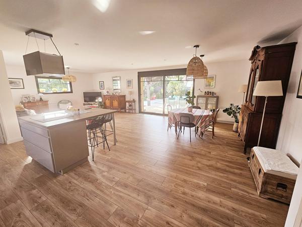 Maison 4 pièce(s) 106 m2 LE TEICH