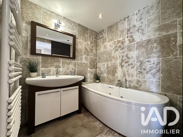 Appartement à vendre 2 pièces 60,92 m² Cogolin