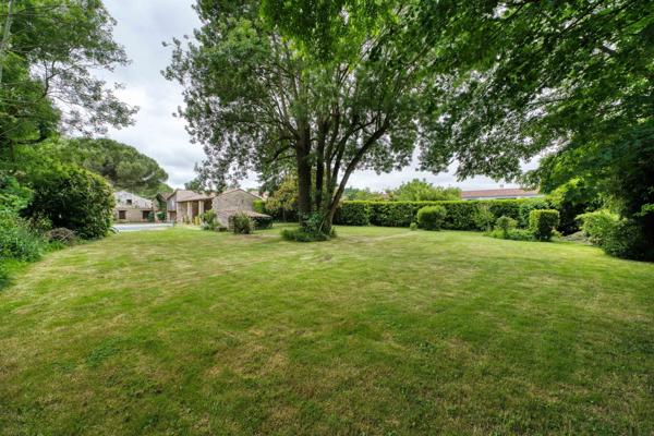 Vente Maison de luxe Aigrefeuille-d'Aunis 9 Pièces 320 m²
