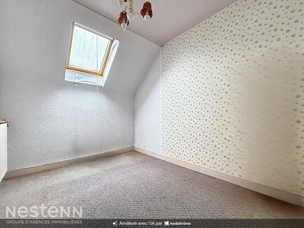 Maison familiale des années 50, 4 chambres et 1 bureau, proche commodités à pied
