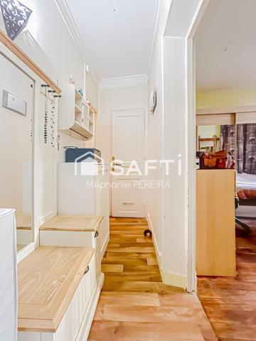 Appartement avec terrasse proche RER A